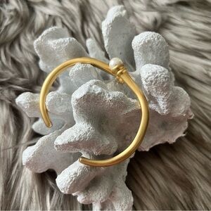 ELLE Vintage matte gold bracelet with Pearls